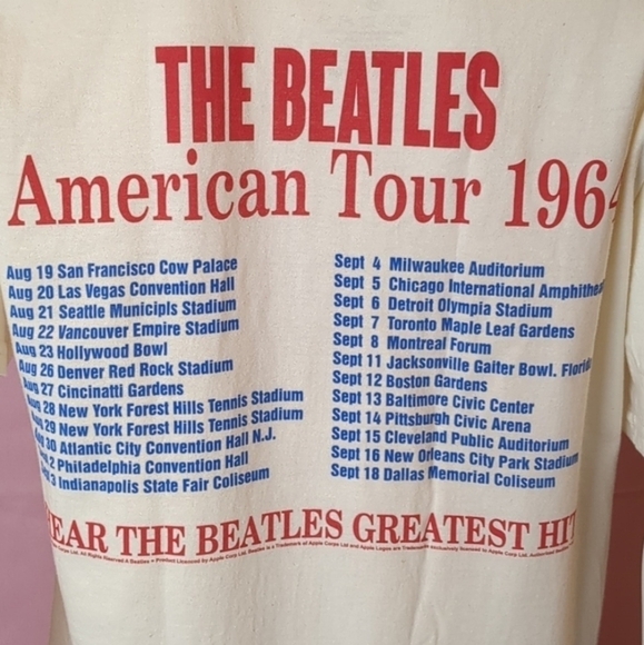 Nasty Gal The Beatles American Tour 1964 Short Sleeve Graphic Band Tee in Cream - Picture 4 of 7